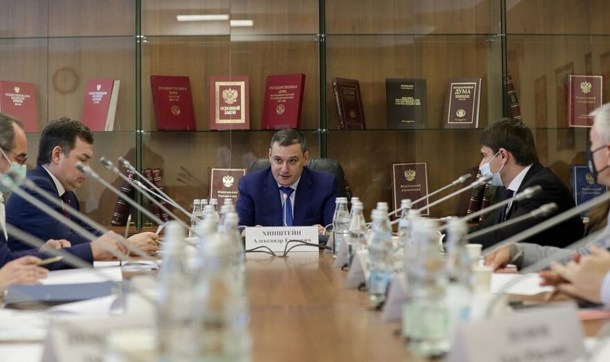 Хинштейн призвал к отмене запрета на установку сооружений связи у домов Хинштейн призвал к отмене запрета на установку сооружений связи у домов