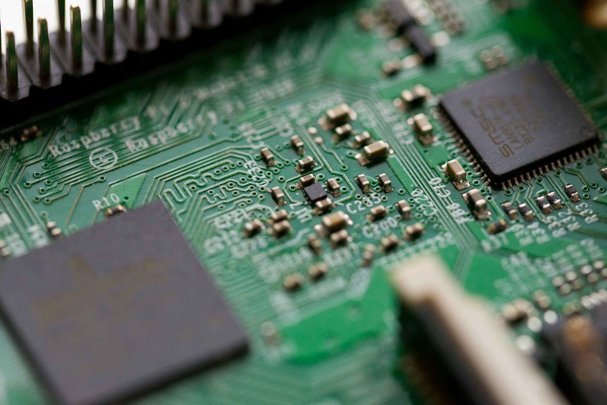 Ритейлеры: Новинки Computex 2024 появятся в России в течение двух месяцев Ритейлеры: Новинки Computex 2024 появятся в России в течение двух месяцев